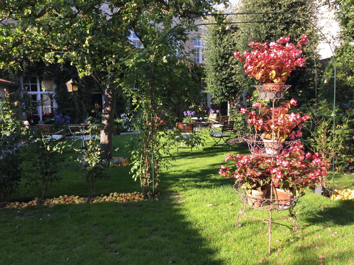 וורנה B&B Auberge De Klasse מראה חיצוני תמונה